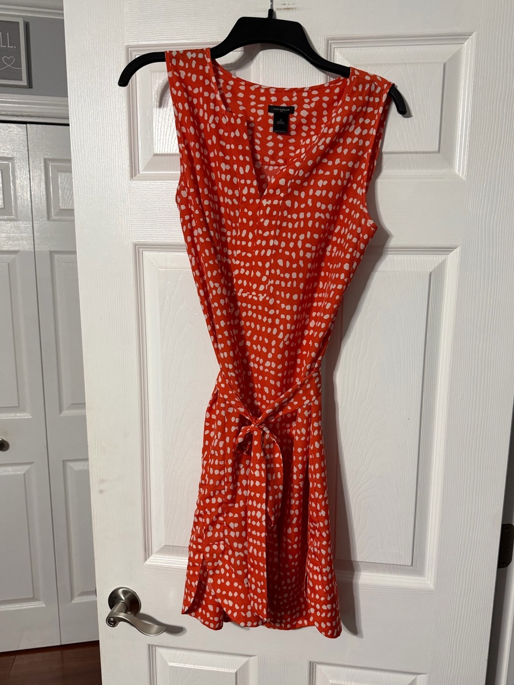 Ann Taylor Sleeveless Patterned Tie-Waist Dress
